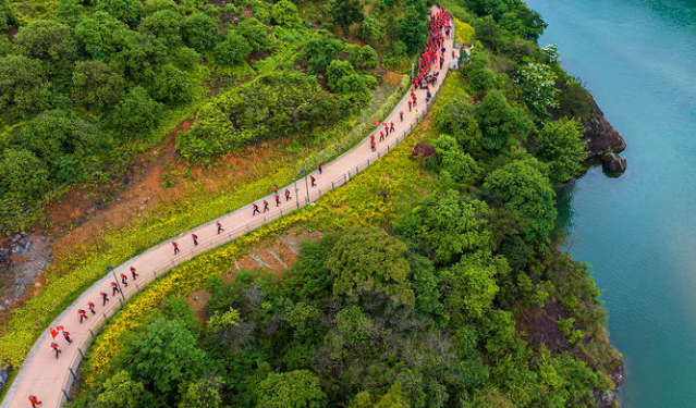 緬懷革命先烈,追尋紅色記憶 | 凱奇集團受邀參加永嘉縣第十五屆重走紅軍路活動 緬懷革命先烈,追尋紅色記憶 | 凱奇集團受邀參加永嘉縣第十五屆重走紅軍路活動