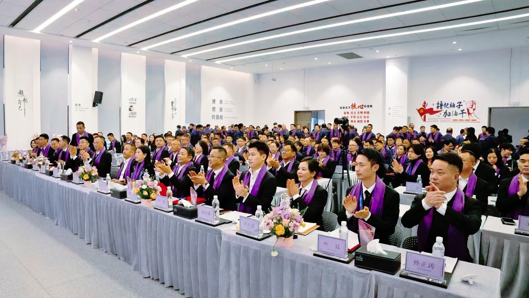 1766717169118480.jpg 1766717169118480.jpg